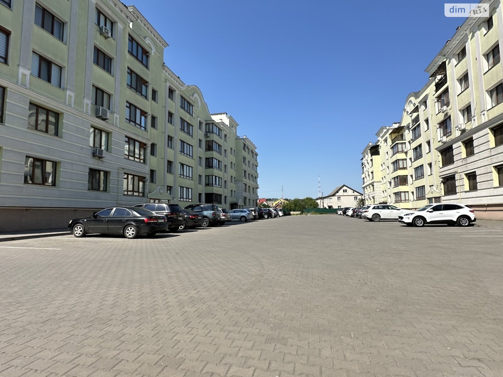 Продаж двокімнатної квартири в Хмельницькому, на вул. Городня, район Гречани ближні фото 1 Продаж двокімнатної квартири в Хмельницькому, на вул. Городня, район Гречани ближні фото 1