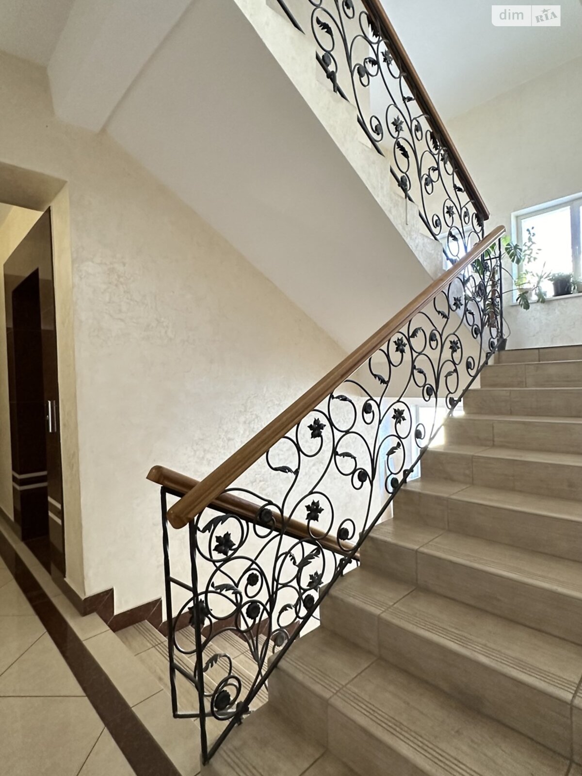 Продаж двокімнатної квартири в Хмельницькому, на вул. Городня, район Гречани ближні фото 1 Продаж двокімнатної квартири в Хмельницькому, на вул. Городня, район Гречани ближні фото 1