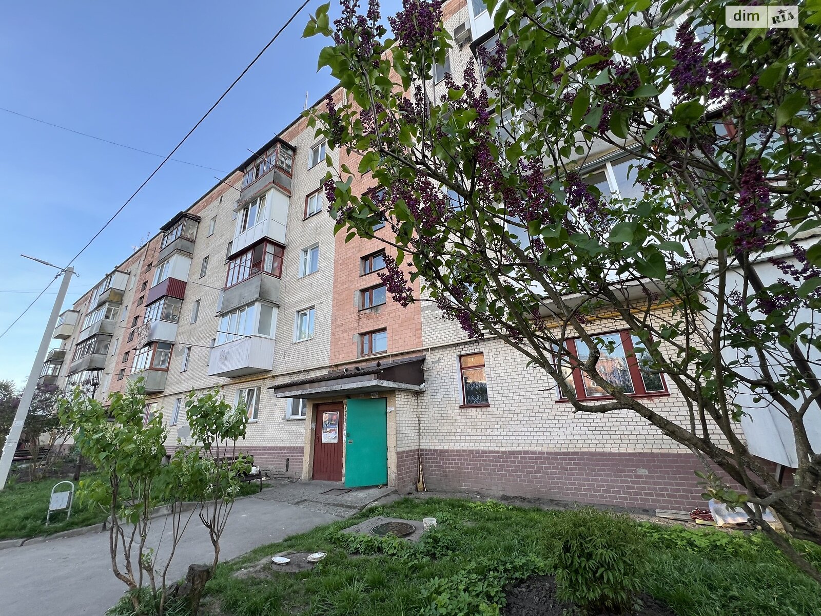 Продажа трехкомнатной квартиры в Хмельницком, на ул. Деповская, район Гречаны дальние фото 1 Продажа трехкомнатной квартиры в Хмельницком, на ул. Деповская, район Гречаны дальние фото 1