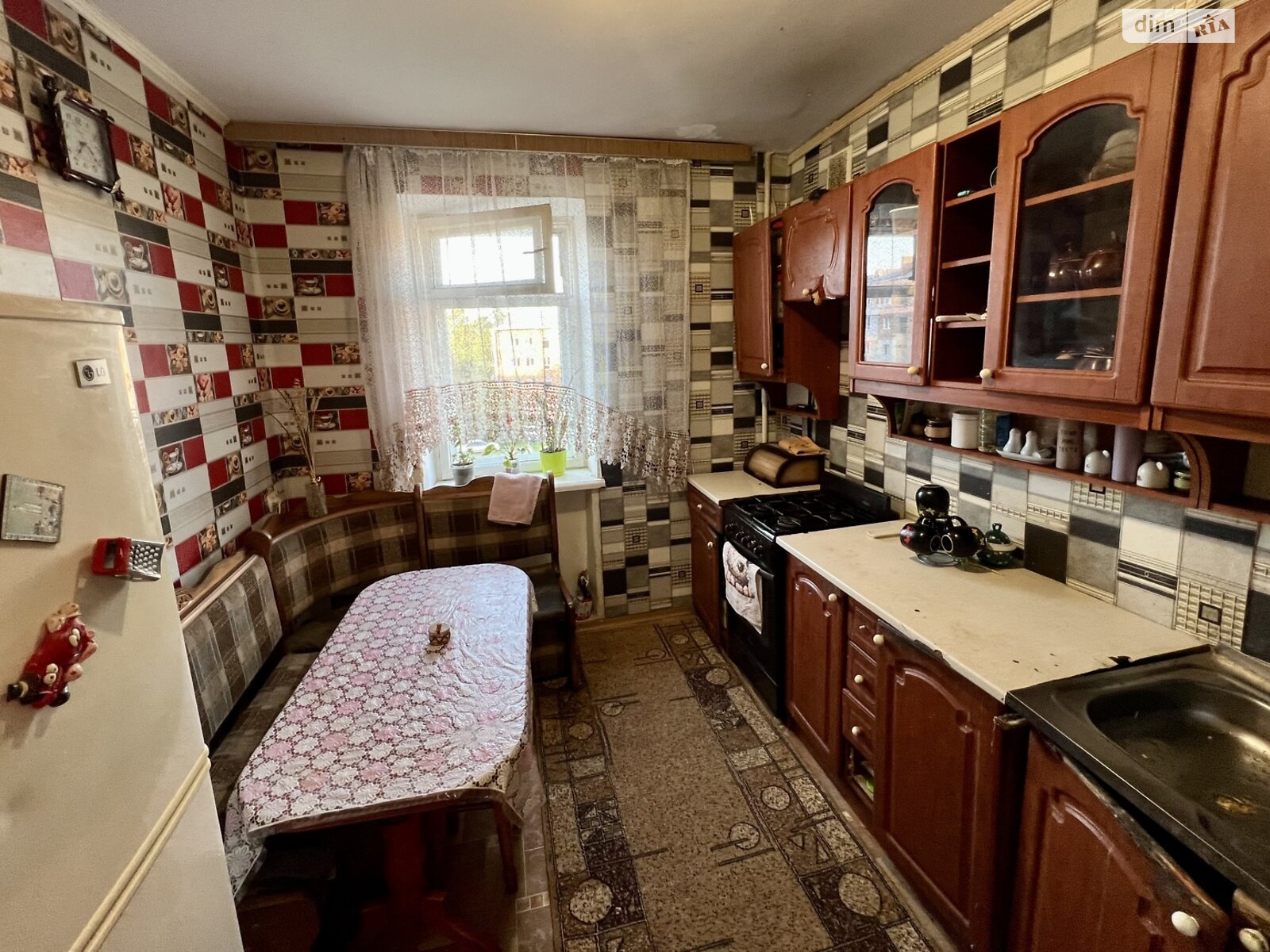 Продажа трехкомнатной квартиры в Хмельницком, на ул. Деповская, район Гречаны дальние фото 1 Продажа трехкомнатной квартиры в Хмельницком, на ул. Деповская, район Гречаны дальние фото 1