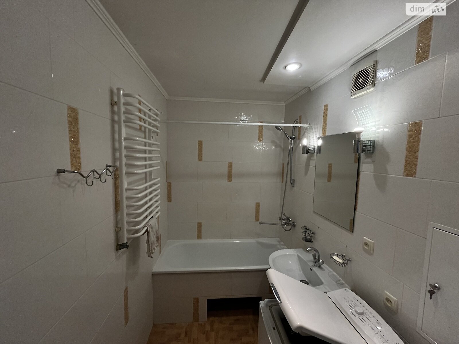 Продажа трехкомнатной квартиры в Хмельницком, на ул. Романа Шухевича 71, кв. 61, район Гречаны дальние фото 1 Продажа трехкомнатной квартиры в Хмельницком, на ул. Романа Шухевича 71, кв. 61, район Гречаны дальние фото 1
