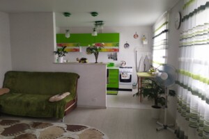 Продаж трикімнатної квартири в Хмельницькому, на вул. Романа Шухевича 1А, район Гречани фото 2