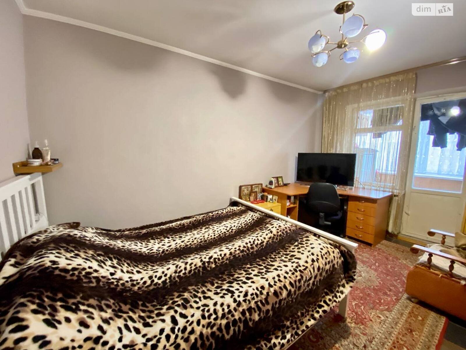 Продажа трехкомнатной квартиры в Хмельницком, на ул. Вишневая, район Гречаны ближние фото 1