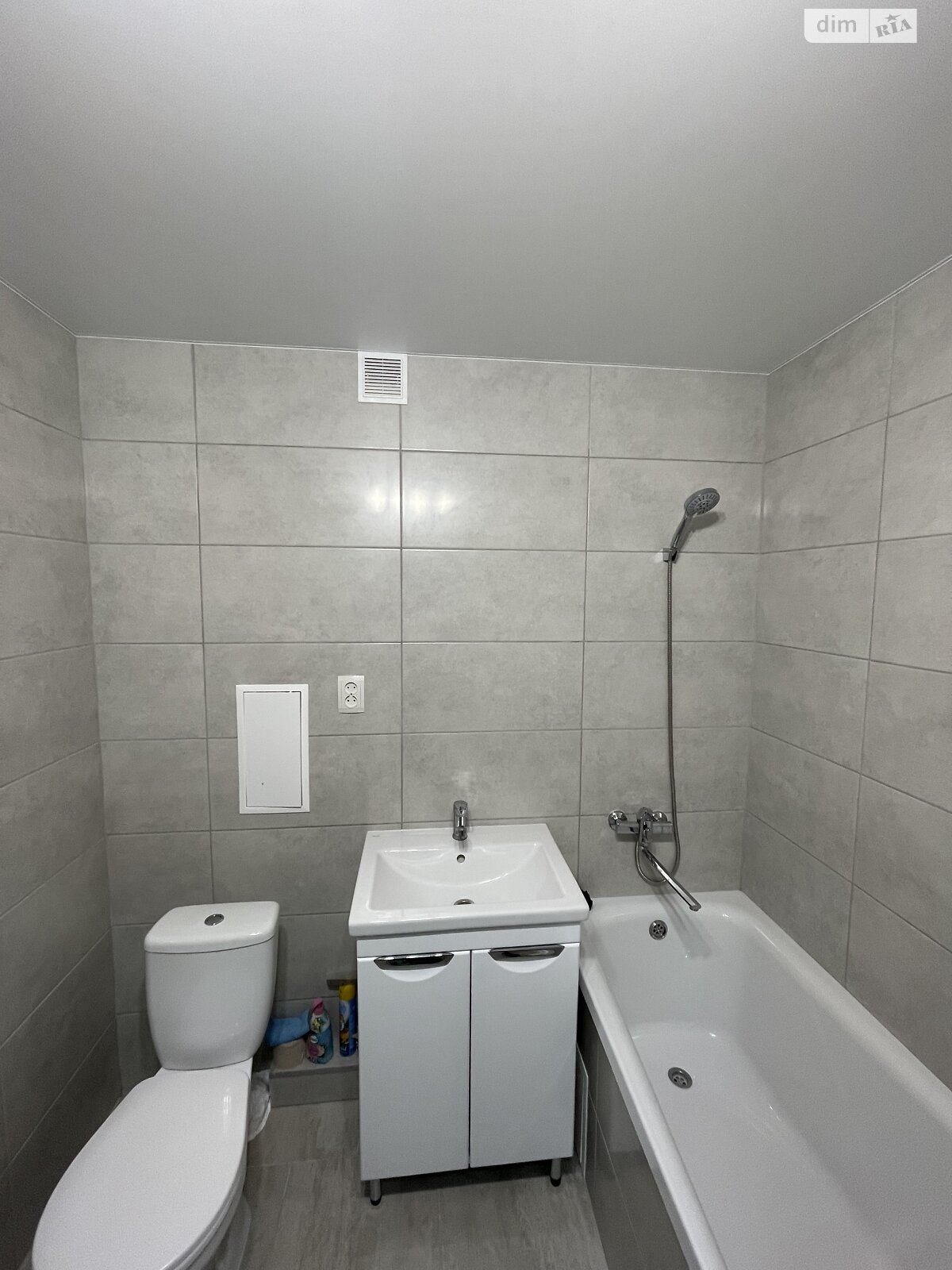 Продажа двухкомнатной квартиры в Хмельницком, на ул. Институтская, фото 1 Продажа двухкомнатной квартиры в Хмельницком, на ул. Институтская, фото 1