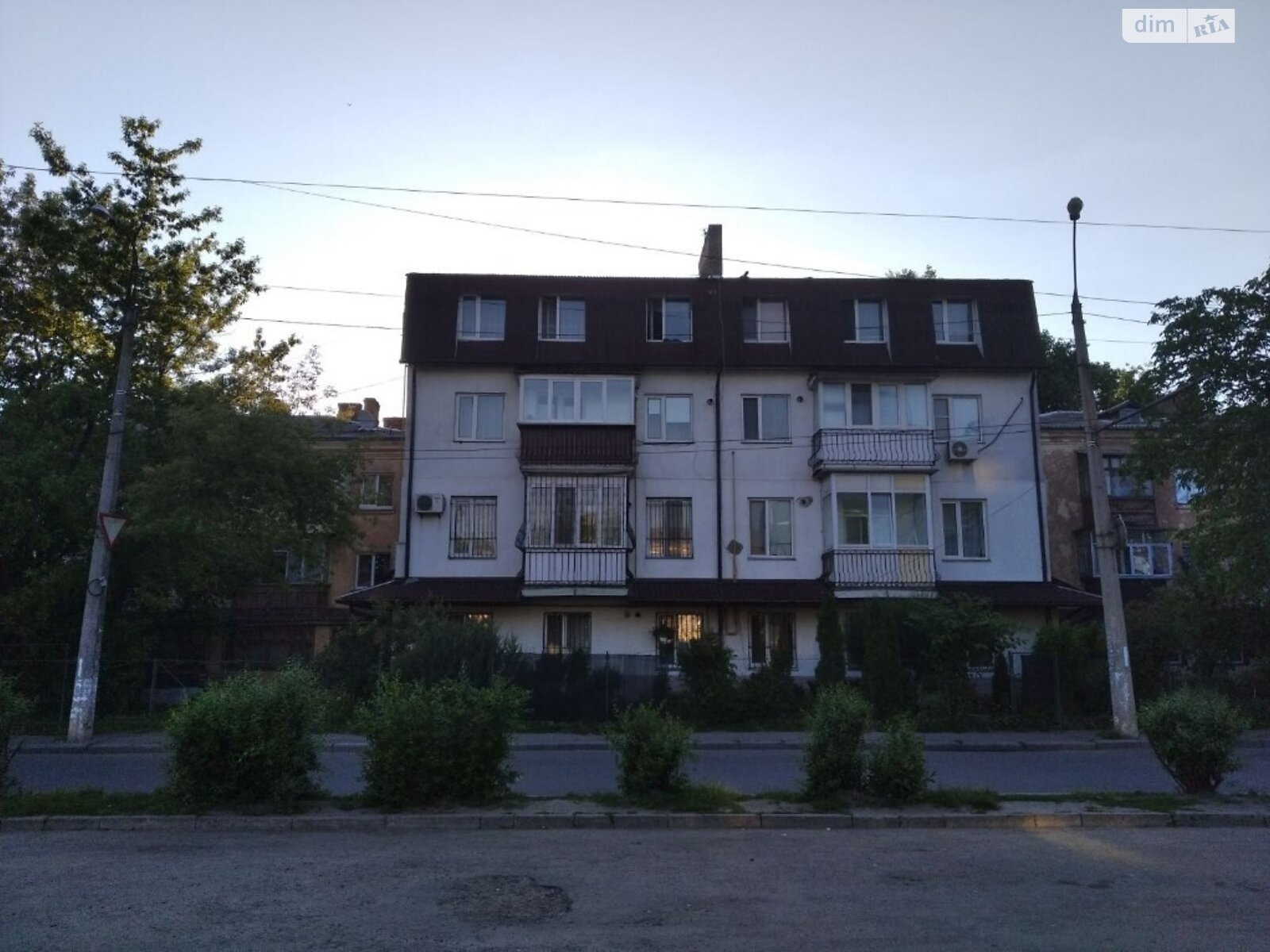 Продажа трехкомнатной квартиры в Хмельницком, на ул. Шевченко, район Ж-д вокзал фото 1