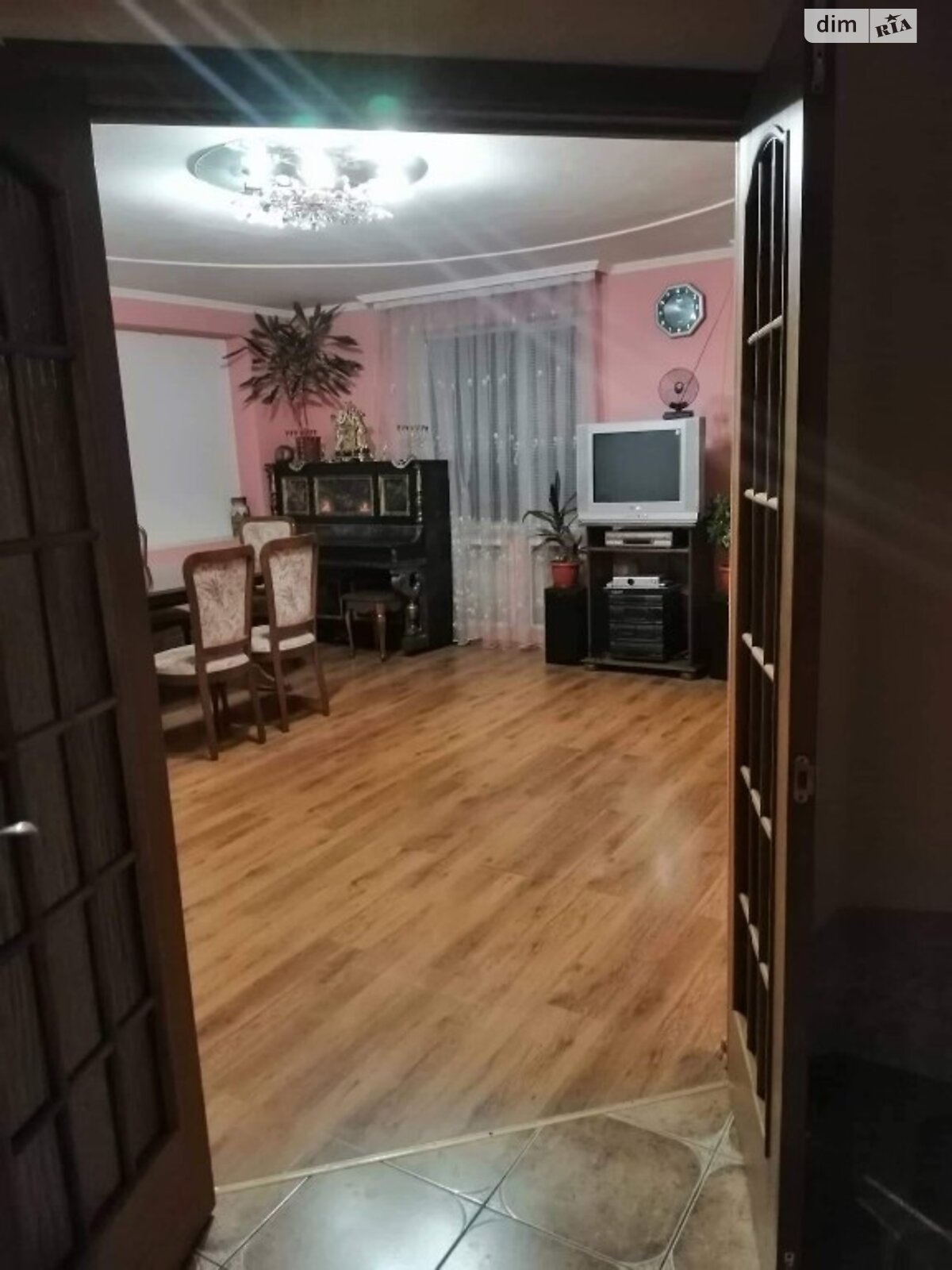 Продажа трехкомнатной квартиры в Хмельницком, на ул. Шевченко, район Ж-д вокзал фото 1