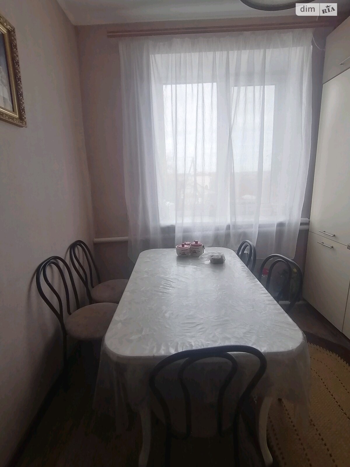 Продажа трехкомнатной квартиры в Хмельницком, на ул. Железнодорожная 63, фото 1 Продажа трехкомнатной квартиры в Хмельницком, на ул. Железнодорожная 63, фото 1