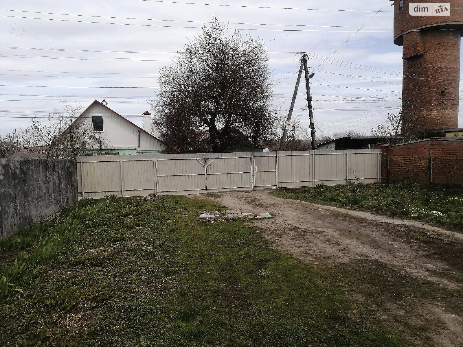 Продажа трехкомнатной квартиры в Хмельницком, на ул. Железнодорожная 63, фото 1 Продажа трехкомнатной квартиры в Хмельницком, на ул. Железнодорожная 63, фото 1