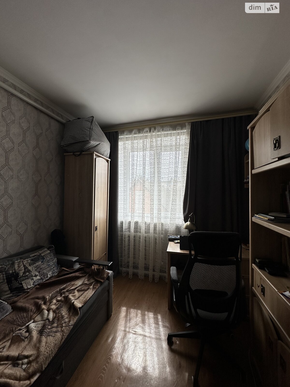 Продажа трехкомнатной квартиры в Хмельницком, на ул. Железнодорожная 63, фото 1 Продажа трехкомнатной квартиры в Хмельницком, на ул. Железнодорожная 63, фото 1