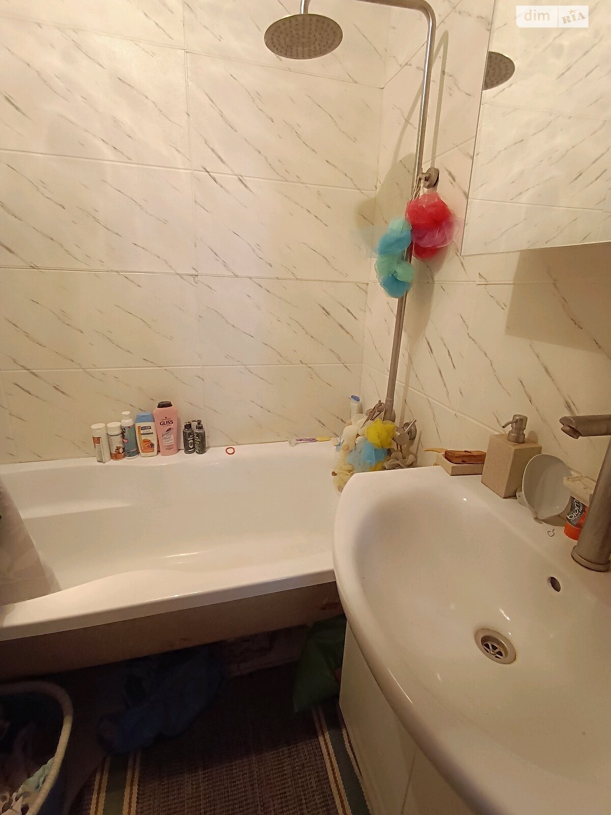 Продажа трехкомнатной квартиры в Хмельницком, на ул. Железнодорожная 63, фото 1 Продажа трехкомнатной квартиры в Хмельницком, на ул. Железнодорожная 63, фото 1