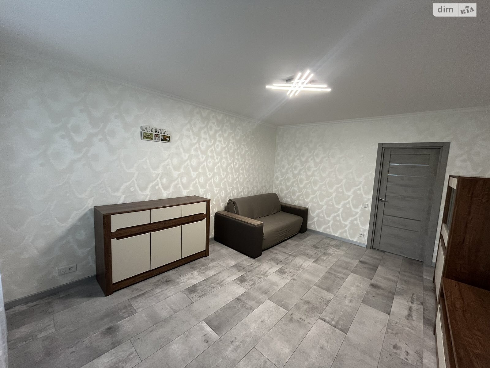 Продаж двокімнатної квартири в Хмельницькому, на вул. Кармелюка, фото 1 Продаж двокімнатної квартири в Хмельницькому, на вул. Кармелюка, фото 1