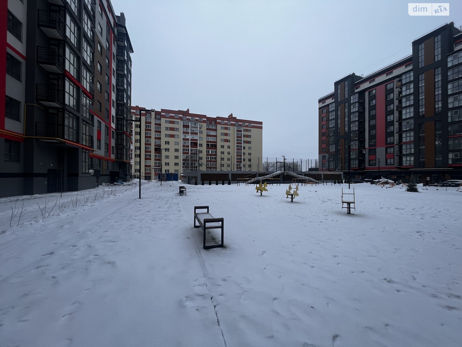 Продажа трехкомнатной квартиры в Хмельницком, на ул. Винницкая, район Лезневое фото 1