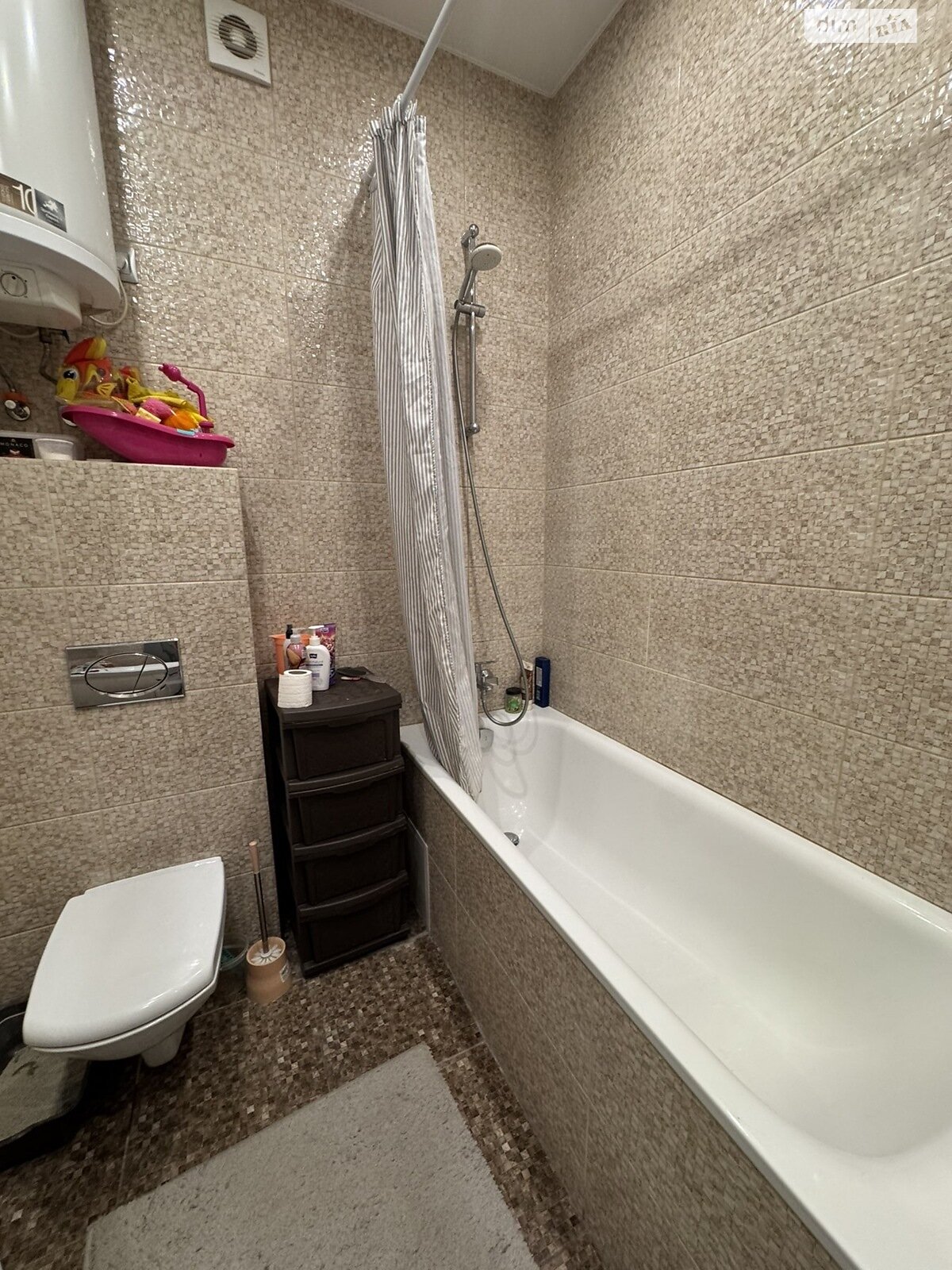 Продаж трикімнатної квартири в Хмельницькому, на вул. Трудова 1А, район Лезневе фото 1 Продаж трикімнатної квартири в Хмельницькому, на вул. Трудова 1А, район Лезневе фото 1