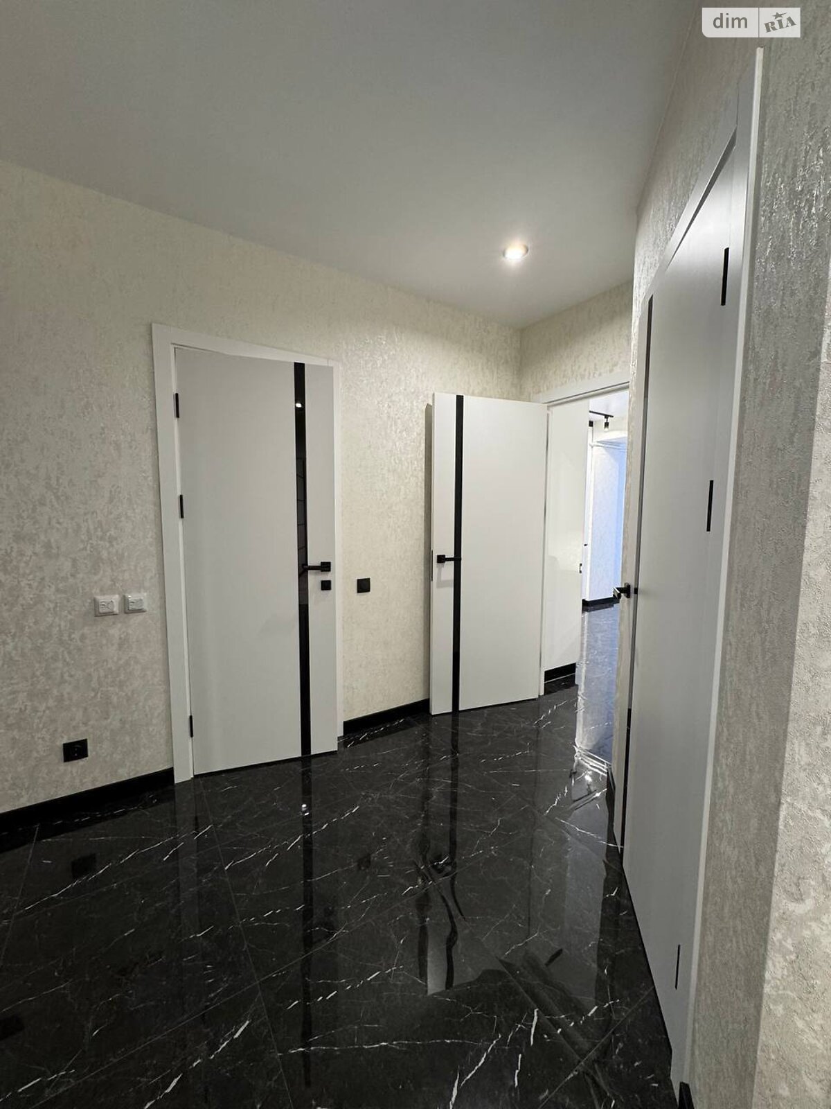 Продажа двухкомнатной квартиры в Хмельницком, на шоссе Винницкое 1/3А, район Выставка фото 1 Продажа двухкомнатной квартиры в Хмельницком, на шоссе Винницкое 1/3А, район Выставка фото 1