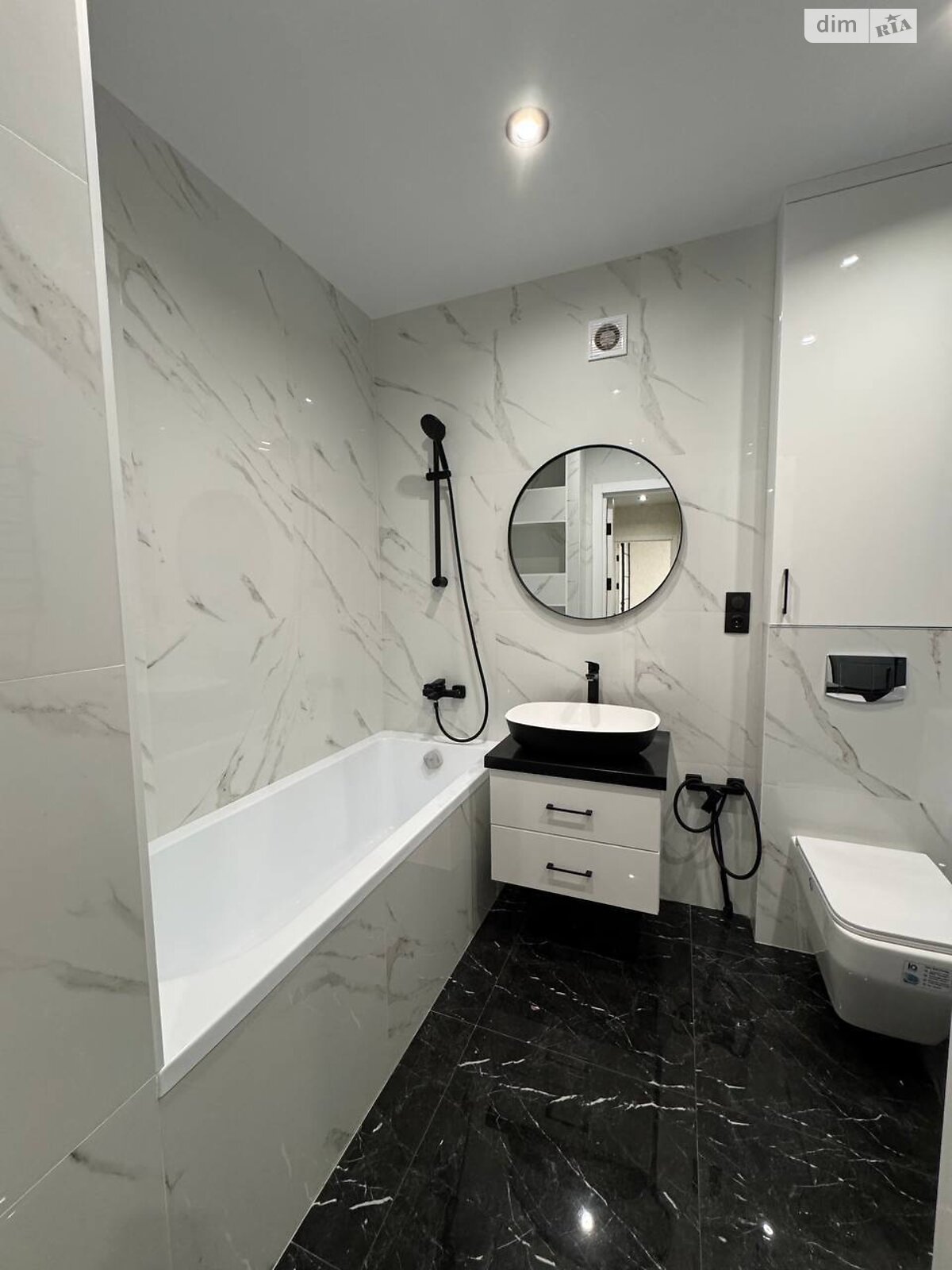 Продажа двухкомнатной квартиры в Хмельницком, на шоссе Винницкое 1/3А, район Выставка фото 1 Продажа двухкомнатной квартиры в Хмельницком, на шоссе Винницкое 1/3А, район Выставка фото 1