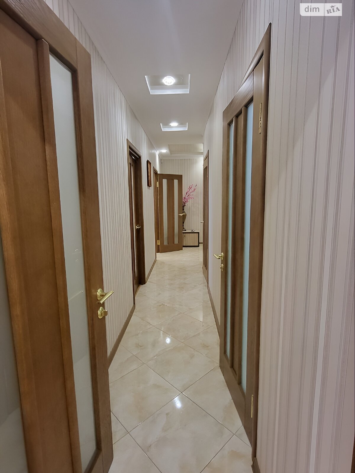 Продажа двухкомнатной квартиры в Хмельницком, на шоссе Винницкое 1/7, кв. 42, район Лезневое фото 1 Продажа двухкомнатной квартиры в Хмельницком, на шоссе Винницкое 1/7, кв. 42, район Лезневое фото 1