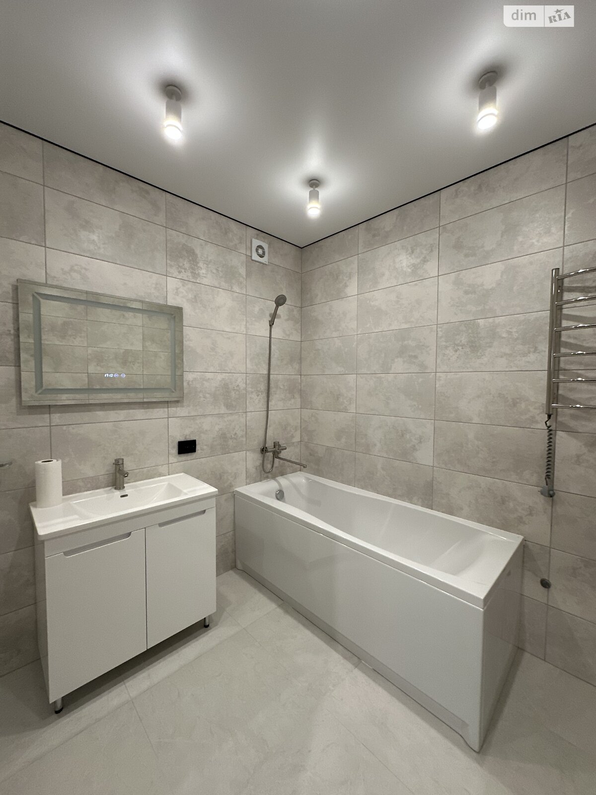 Продаж двокімнатної квартири в Хмельницькому, на вул. Молодіжна 2/1Д, фото 1 Продаж двокімнатної квартири в Хмельницькому, на вул. Молодіжна 2/1Д, фото 1