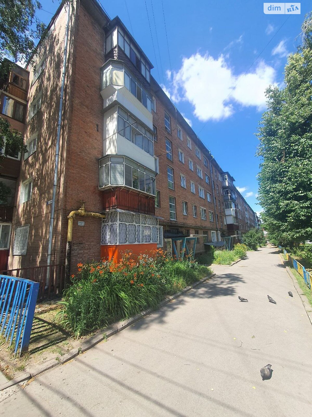 Продажа трехкомнатной квартиры в Хмельницком, на ул. Трудовая 13, район Новый план фото 1 Продажа трехкомнатной квартиры в Хмельницком, на ул. Трудовая 13, район Новый план фото 1