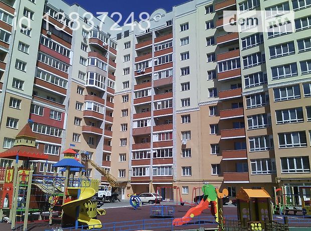 Продажа трехкомнатной квартиры в Хмельницком,, район Озёрный фото 1
