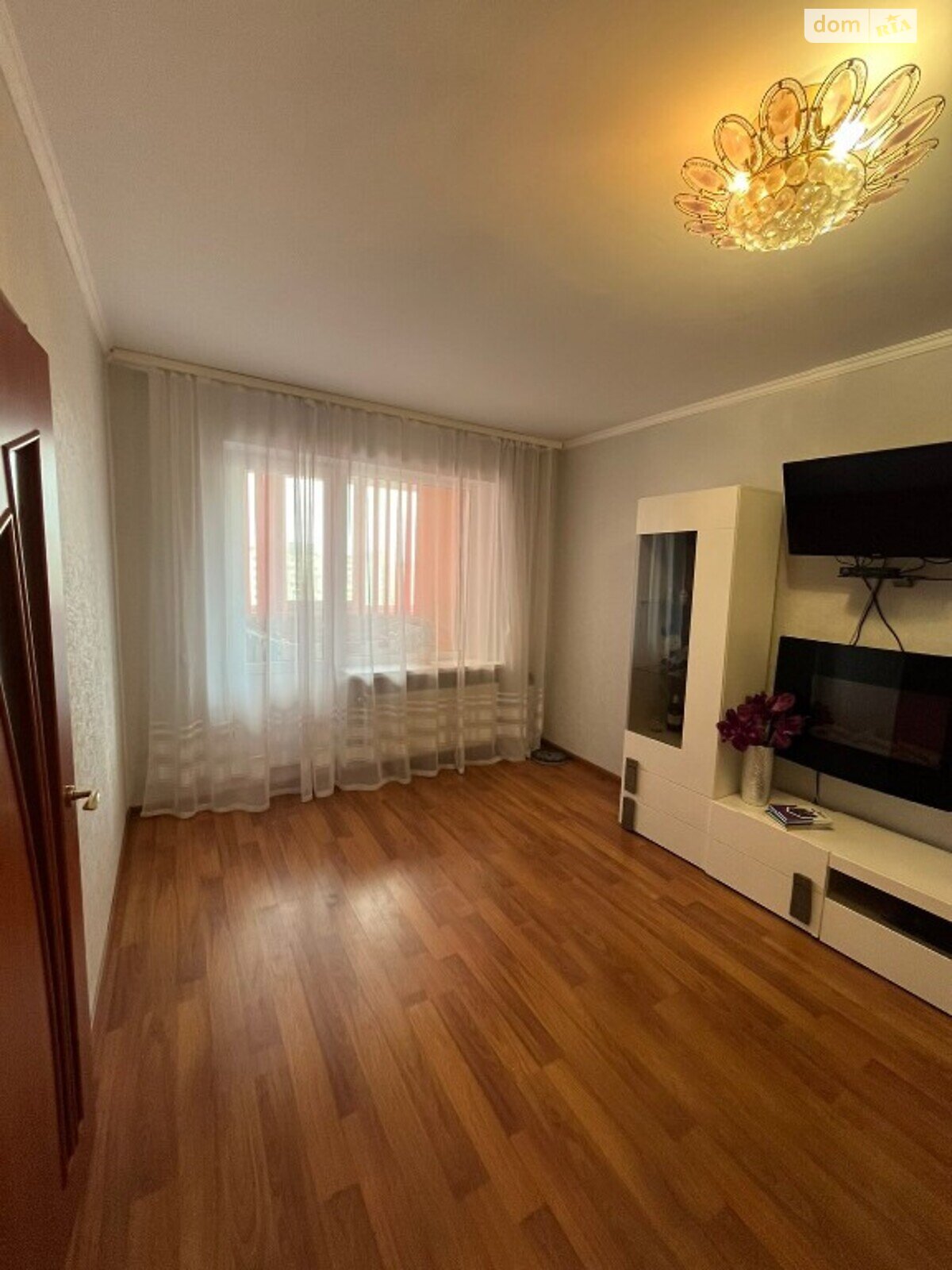 Продаж трикімнатної квартири в Хмельницькому, на вул. Кармелюка, район Озерна фото 1