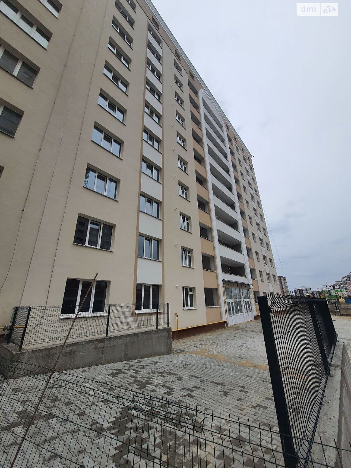Продаж двокімнатної квартири в Хмельницькому, на вул. Кармелюка, район Озерна фото 1 Продаж двокімнатної квартири в Хмельницькому, на вул. Кармелюка, район Озерна фото 1