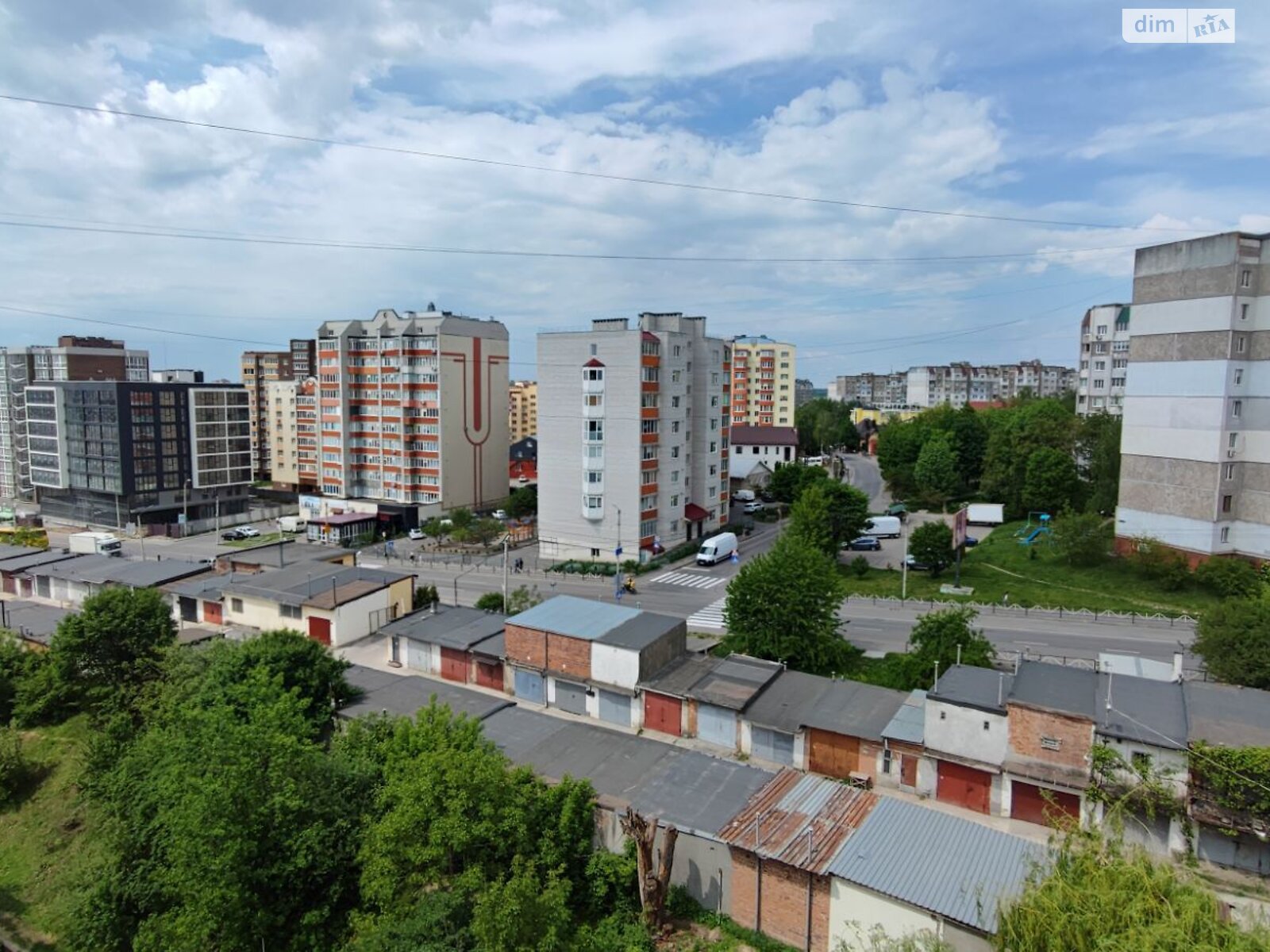 Продаж двокімнатної квартири в Хмельницькому, на вул. Кармелюка 5/2, район Озерна фото 1 Продаж двокімнатної квартири в Хмельницькому, на вул. Кармелюка 5/2, район Озерна фото 1
