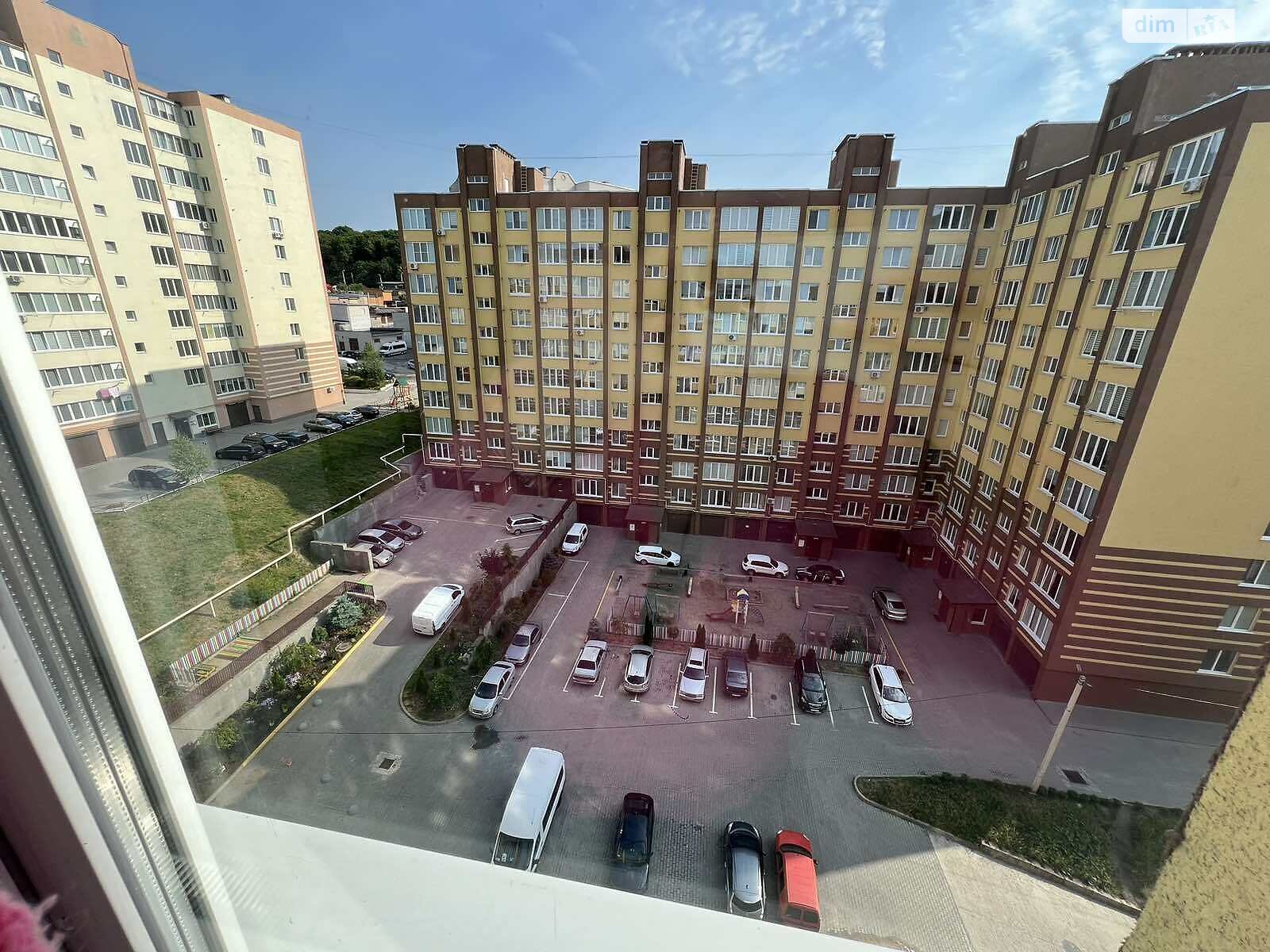 Продажа трехкомнатной квартиры в Хмельницком, на ул. Кармелюка 11, район Озёрный фото 1 Продажа трехкомнатной квартиры в Хмельницком, на ул. Кармелюка 11, район Озёрный фото 1