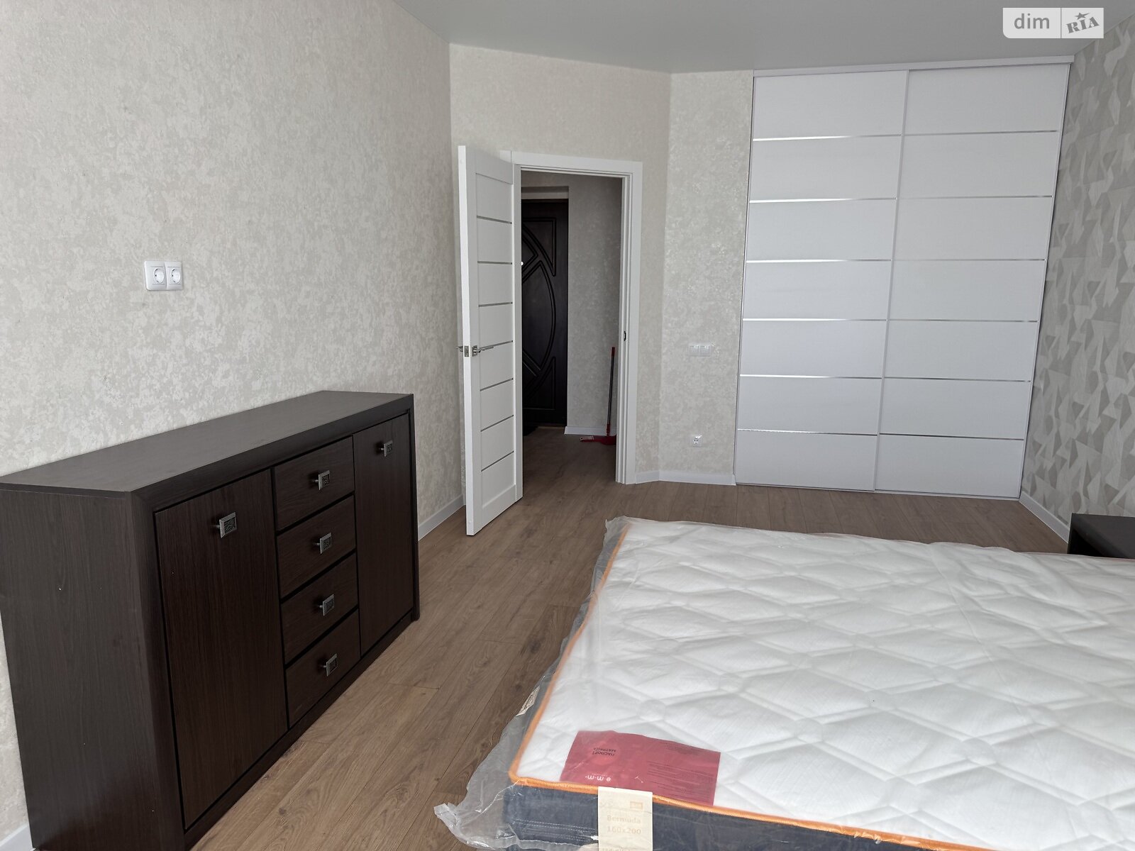 Продажа однокомнатной квартиры в Хмельницком, на ул. Кармелюка, район Озёрный фото 1 Продажа однокомнатной квартиры в Хмельницком, на ул. Кармелюка, район Озёрный фото 1