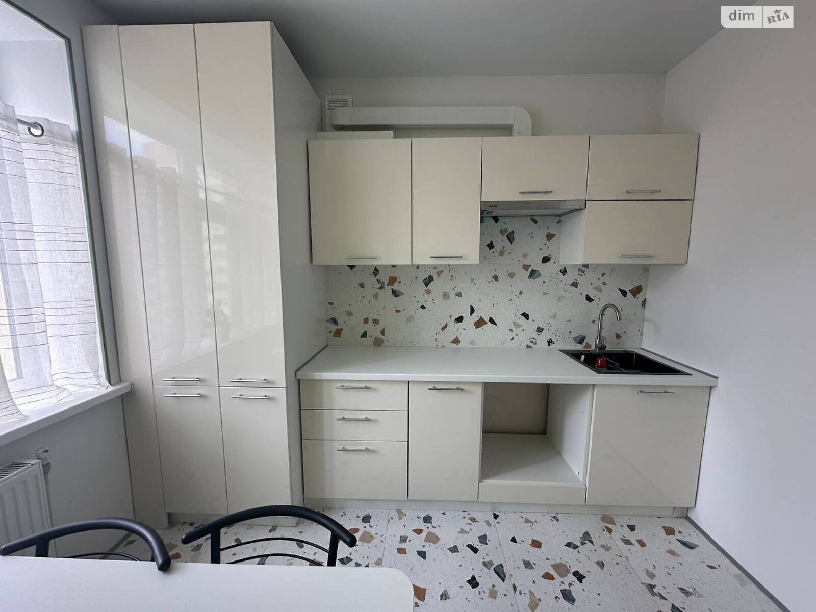Продажа двухкомнатной квартиры в Хмельницком, на ул. Кармелюка 11, район Озёрный фото 1 Продажа двухкомнатной квартиры в Хмельницком, на ул. Кармелюка 11, район Озёрный фото 1