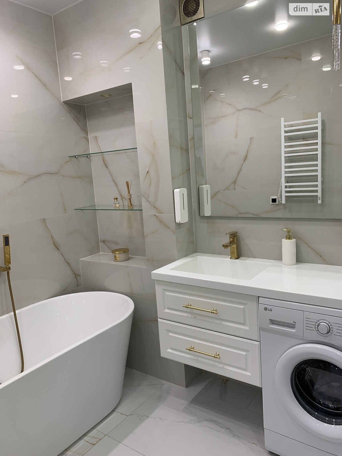 Продажа двухкомнатной квартиры в Хмельницком, на ул. Кармелюка 3/6, кв. 48, район Озёрный фото 1 Продажа двухкомнатной квартиры в Хмельницком, на ул. Кармелюка 3/6, кв. 48, район Озёрный фото 1