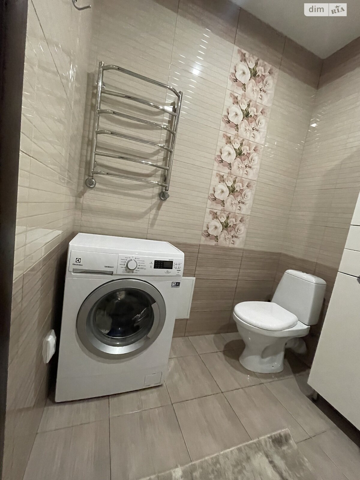 Продаж двокімнатної квартири в Хмельницькому, на вул. Лісогринівецька 18В, район Озерна фото 1 Продаж двокімнатної квартири в Хмельницькому, на вул. Лісогринівецька 18В, район Озерна фото 1
