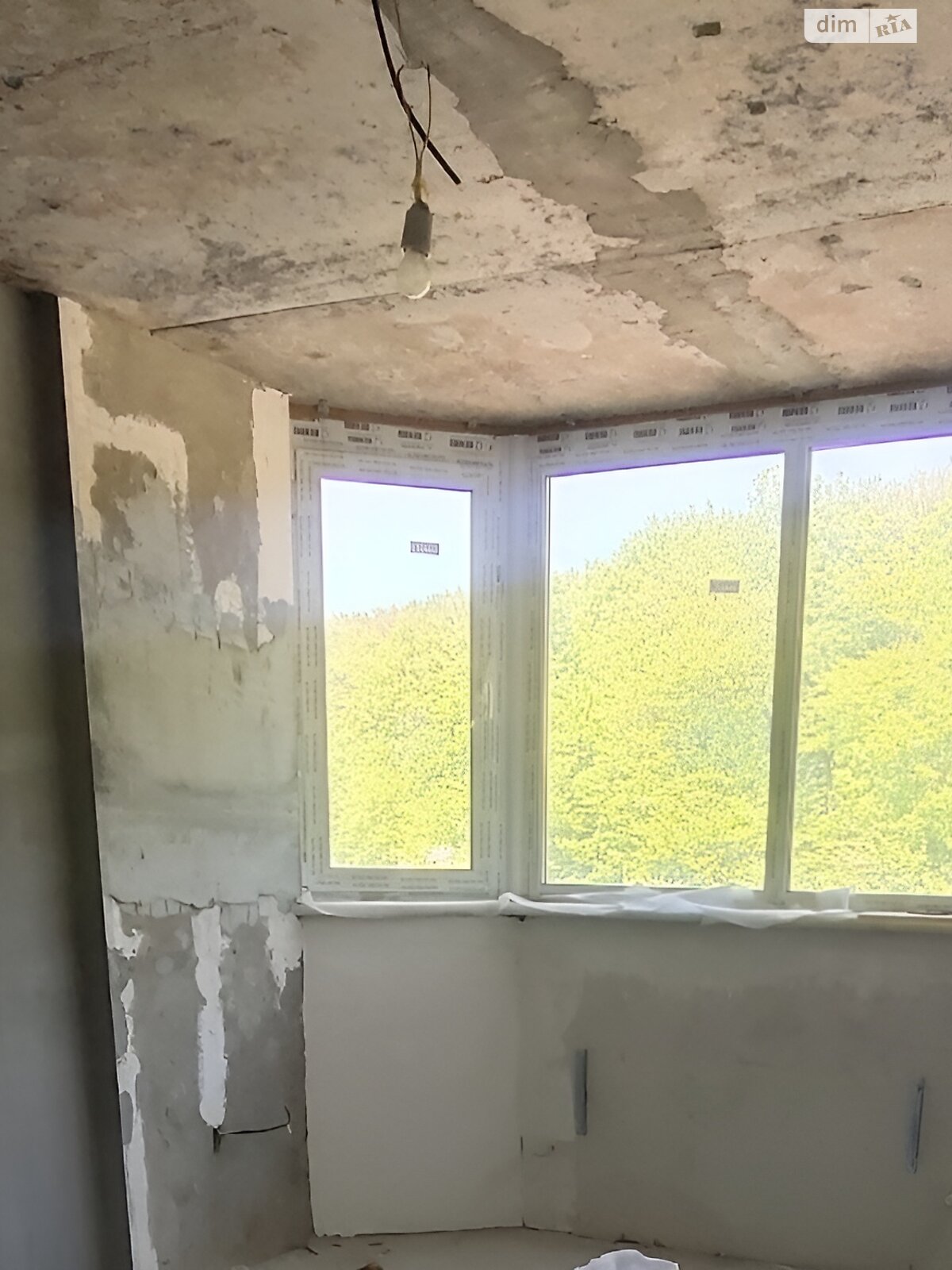 Продаж трикімнатної квартири в Хмельницькому, на вул. Лісогринівецька, район Озерна фото 1 Продаж трикімнатної квартири в Хмельницькому, на вул. Лісогринівецька, район Озерна фото 1