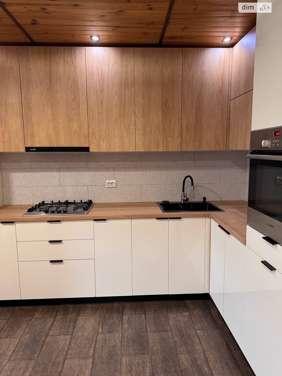 Продажа трехкомнатной квартиры в Хмельницком, на ул. Лесогриневецкая, район Озёрный фото 1 Продажа трехкомнатной квартиры в Хмельницком, на ул. Лесогриневецкая, район Озёрный фото 1