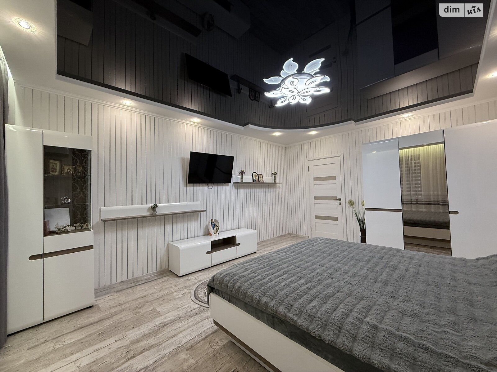 Продажа двухкомнатной квартиры в Хмельницком, на ул. Лесогриневецкая 18Б, район Озёрный фото 1