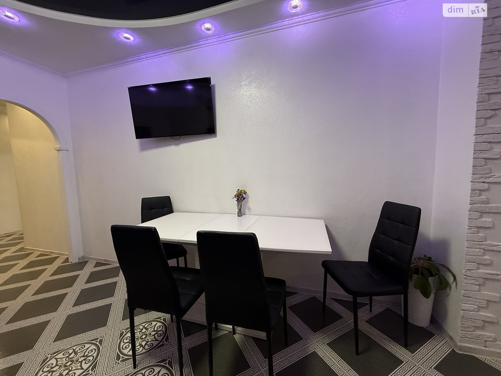 Продажа двухкомнатной квартиры в Хмельницком, на ул. Лесогриневецкая 18Б, район Озёрный фото 1