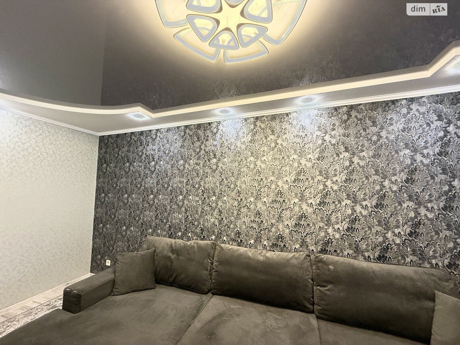 Продажа двухкомнатной квартиры в Хмельницком, на ул. Лесогриневецкая 18Б, район Озёрный фото 1