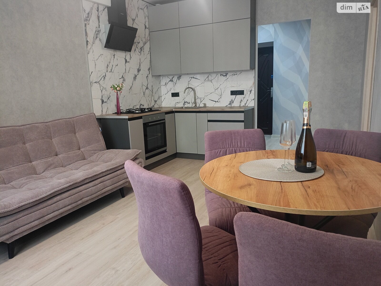 Продажа двухкомнатной квартиры в Хмельницком, на ул. Лесогриневецкая, район Озёрный фото 1 Продажа двухкомнатной квартиры в Хмельницком, на ул. Лесогриневецкая, район Озёрный фото 1