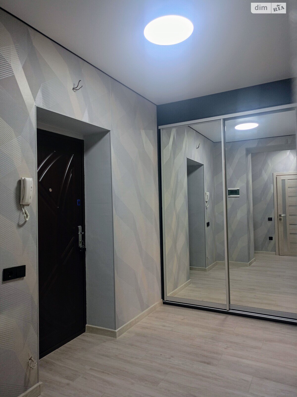 Продажа двухкомнатной квартиры в Хмельницком, на ул. Лесогриневецкая, район Озёрный фото 1 Продажа двухкомнатной квартиры в Хмельницком, на ул. Лесогриневецкая, район Озёрный фото 1