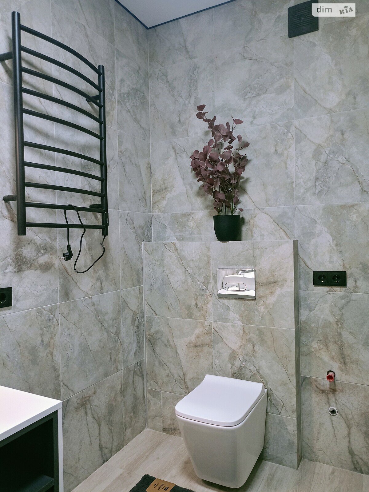 Продажа двухкомнатной квартиры в Хмельницком, на ул. Лесогриневецкая, район Озёрный фото 1 Продажа двухкомнатной квартиры в Хмельницком, на ул. Лесогриневецкая, район Озёрный фото 1