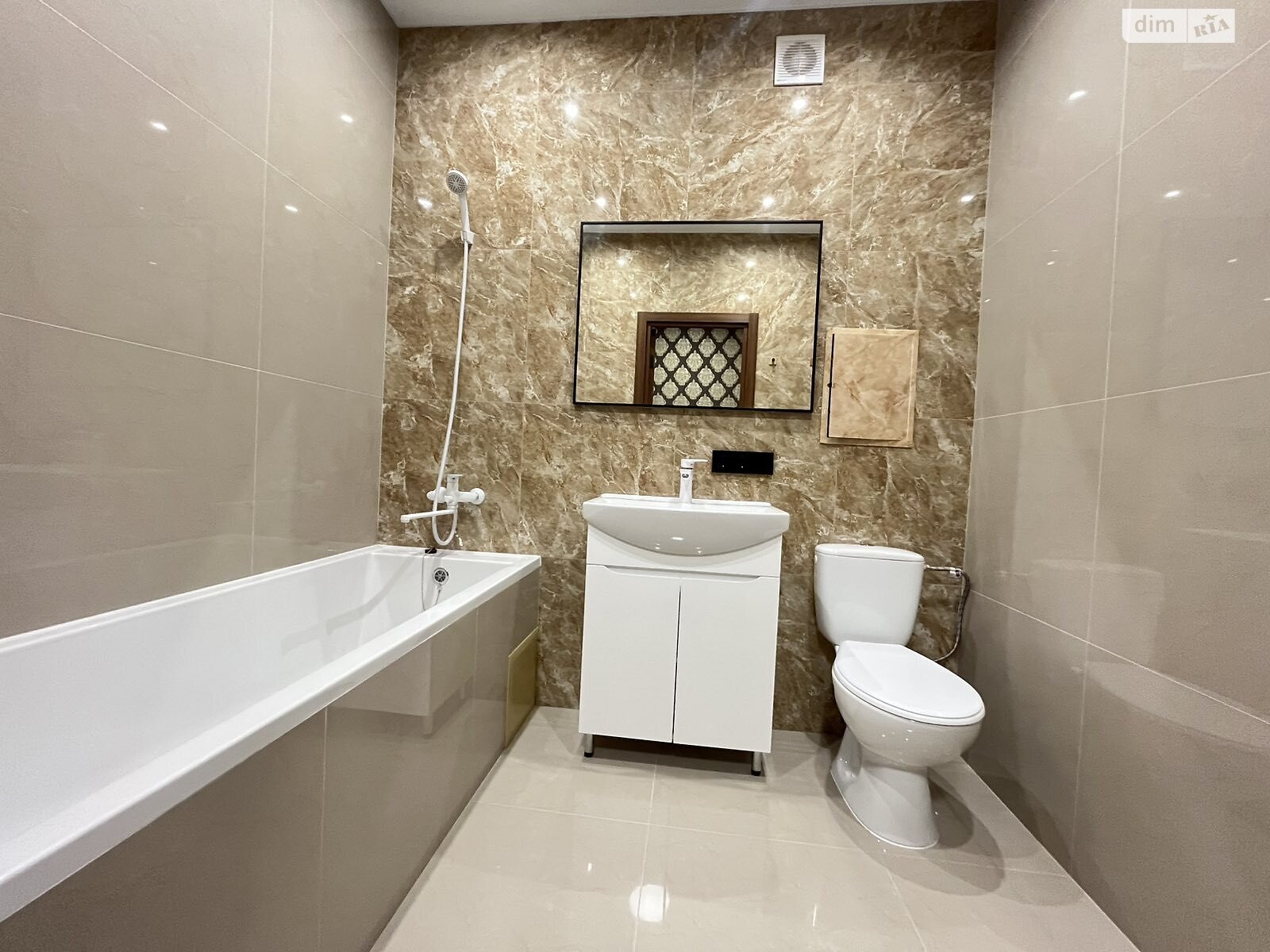 Продаж однокімнатної квартири в Хмельницькому, на вул. Лісогринівецька, район Озерна фото 1