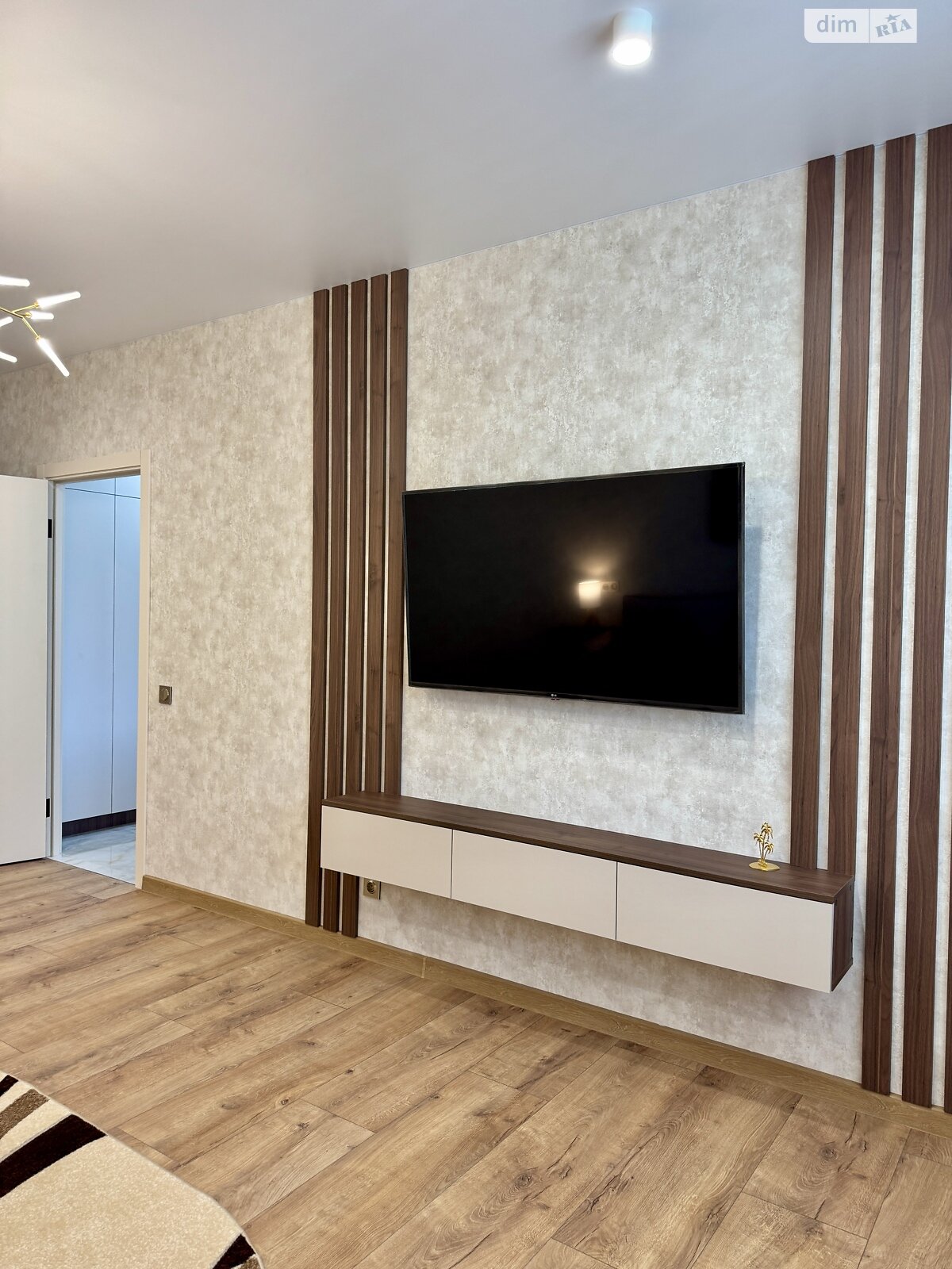 Продажа двухкомнатной квартиры в Хмельницком, на ул. Лесогриневецкая, район Озёрный фото 1 Продажа двухкомнатной квартиры в Хмельницком, на ул. Лесогриневецкая, район Озёрный фото 1