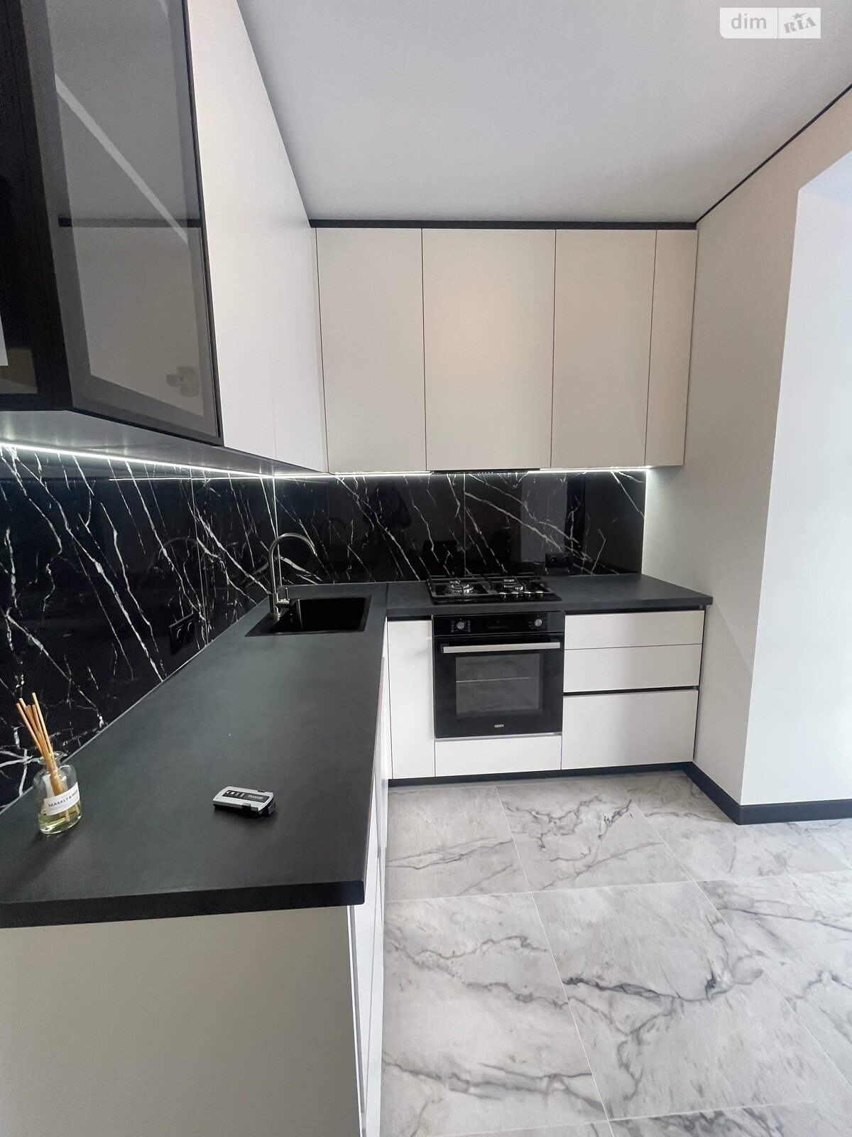 Продажа однокомнатной квартиры в Хмельницком, на ул. Лесогриневецкая 30, район Озёрный фото 1 Продажа однокомнатной квартиры в Хмельницком, на ул. Лесогриневецкая 30, район Озёрный фото 1