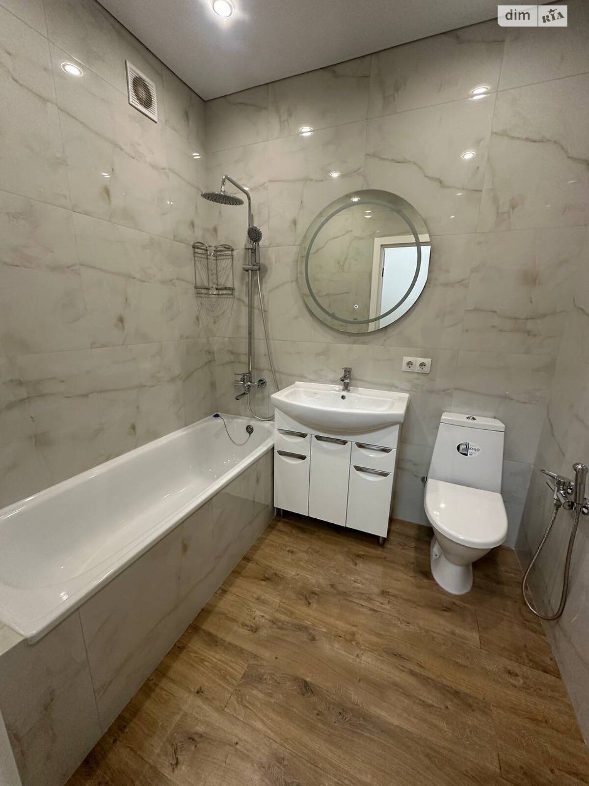 Продажа однокомнатной квартиры в Хмельницком, на ул. Лесогриневецкая, район Озёрный фото 1 Продажа однокомнатной квартиры в Хмельницком, на ул. Лесогриневецкая, район Озёрный фото 1