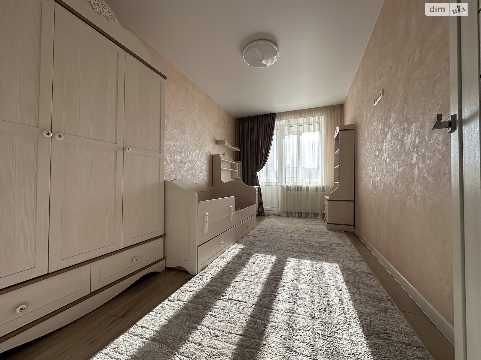 Продажа трехкомнатной квартиры в Хмельницком, на ул. Лесогриневецкая 30/6, район Озёрный фото 1