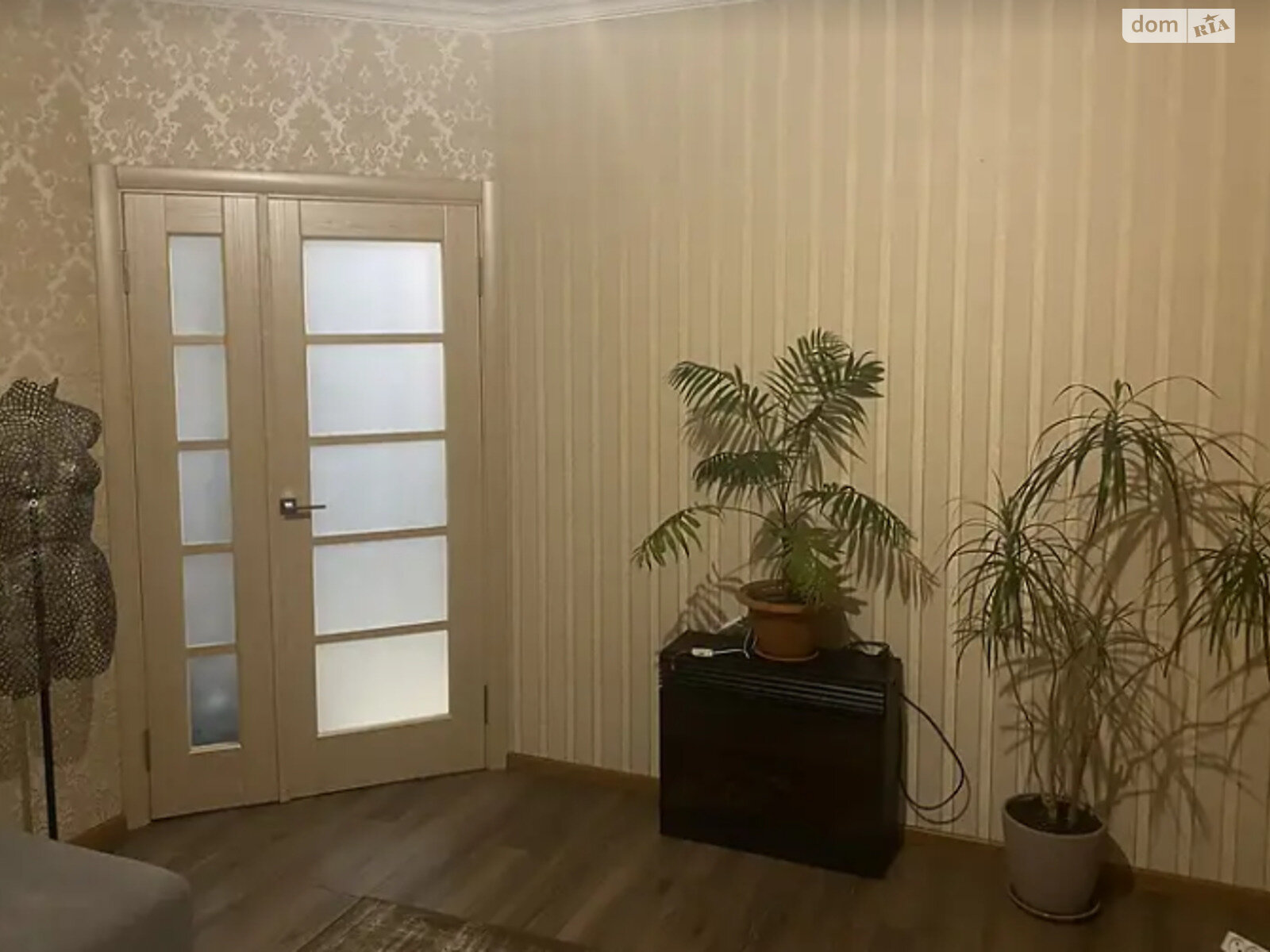 Продаж двокімнатної квартири в Хмельницькому, на вул. Озерна, район Виставка фото 1 Продаж двокімнатної квартири в Хмельницькому, на вул. Озерна, район Виставка фото 1