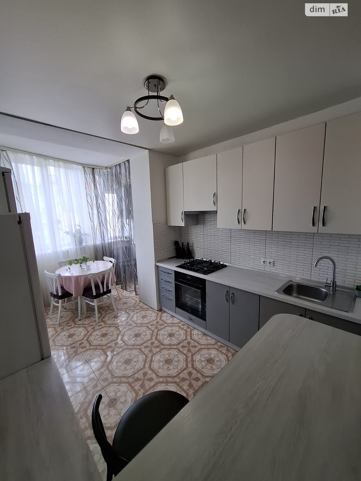 Продажа двухкомнатной квартиры в Хмельницком, на пер. Панаса Мирного, район Озёрный фото 1 Продажа двухкомнатной квартиры в Хмельницком, на пер. Панаса Мирного, район Озёрный фото 1