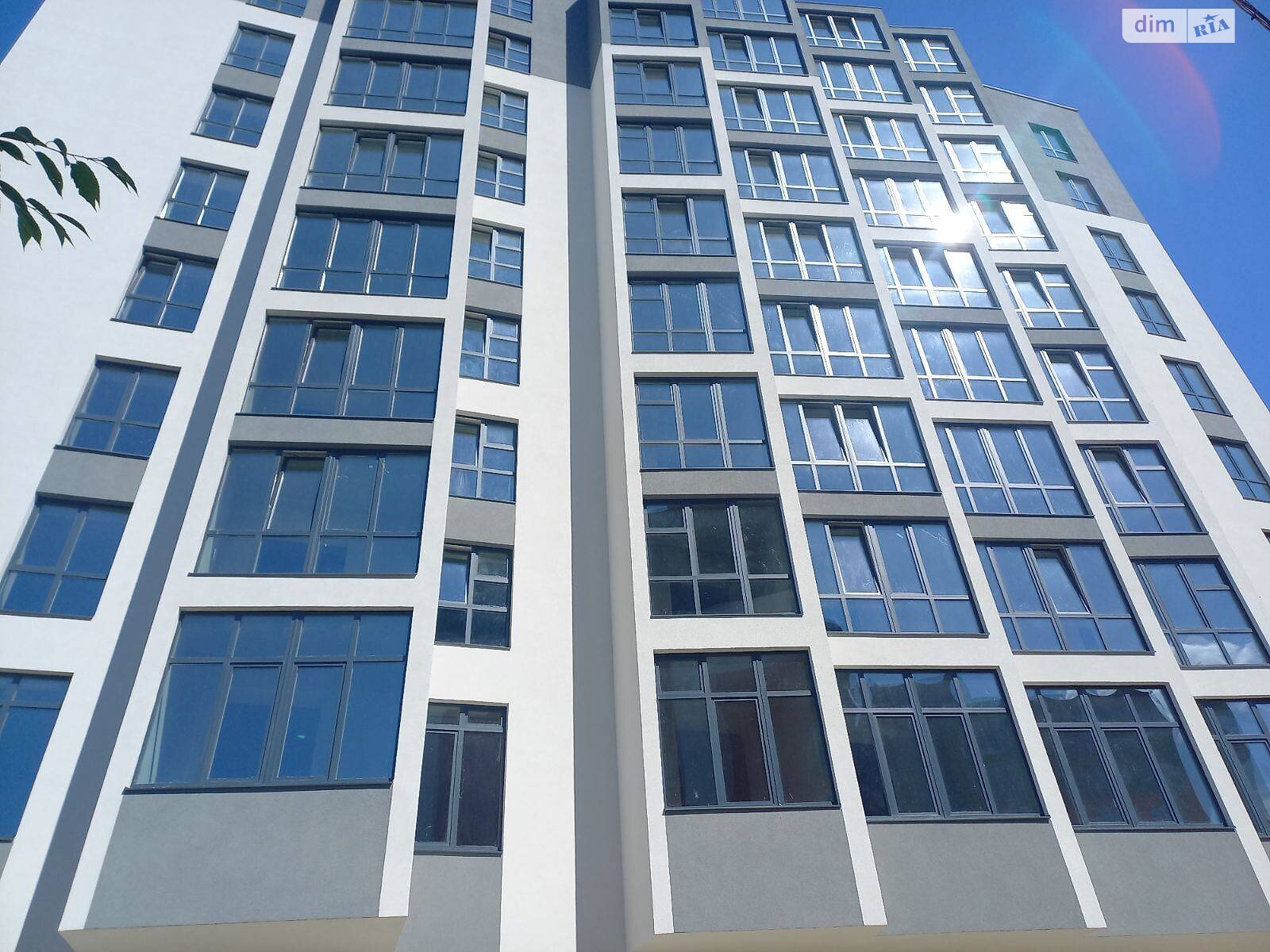 Продаж трикімнатної квартири в Хмельницькому, на пров. Панаса Мирного 9/1, район Озерна фото 1