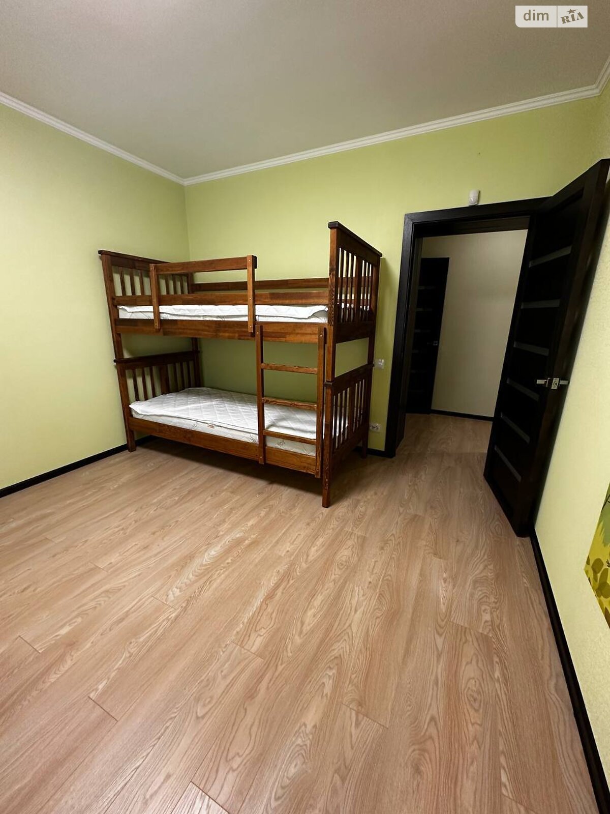Продажа двухкомнатной квартиры в Хмельницком, на пер. Панаса Мирного, район Озёрный фото 1 Продажа двухкомнатной квартиры в Хмельницком, на пер. Панаса Мирного, район Озёрный фото 1