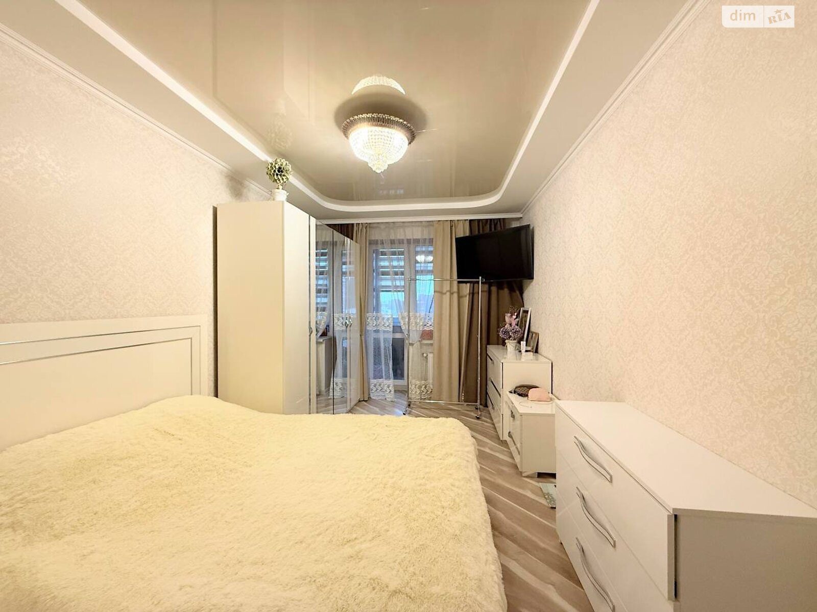 Продажа двухкомнатной квартиры в Хмельницком, на пр. Панаса Мирного 7, район Озёрный фото 1