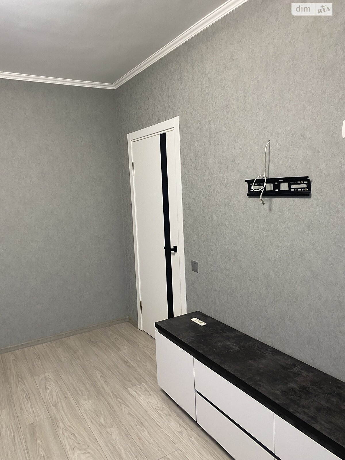 Продажа трехкомнатной квартиры в Хмельницком, на ул. Панаса Мирного 27, район Озёрный фото 1 Продажа трехкомнатной квартиры в Хмельницком, на ул. Панаса Мирного 27, район Озёрный фото 1